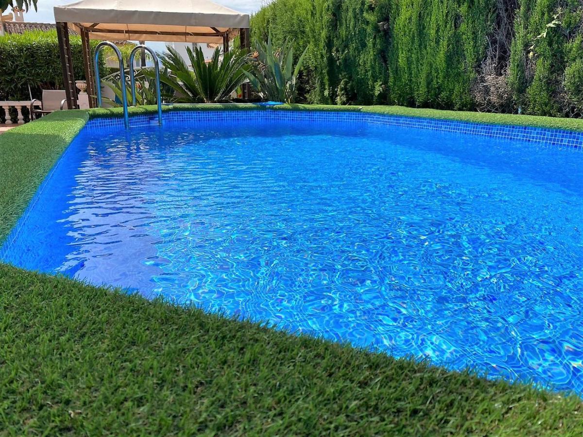 Family Beach Villa Rubens Oliva Dış mekan fotoğraf